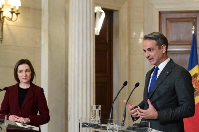 ΜΗΤΣΟΤΑΚΗΣ ΠΡΟΕΔΡΟΣ ΜΟΛΔΑΒΙΑΣ ΜΑΙΑ ΣΑΝΤΟΥ