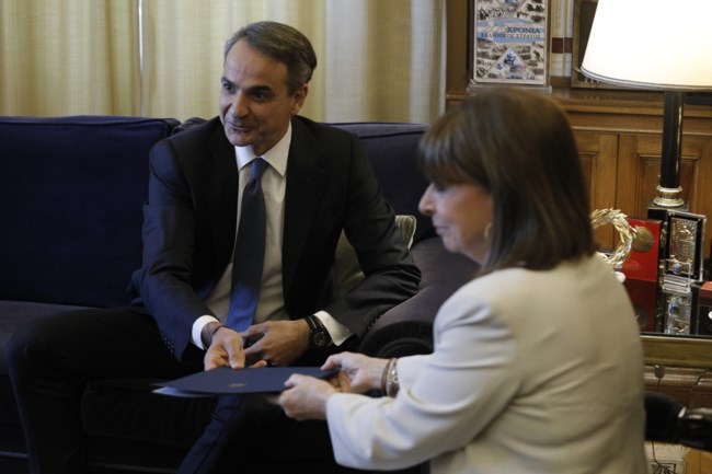 Εκλογές 2023: Στο Προεδρικό Μέγαρο ο Μητσοτάκης - Ζήτησε επισήμως τη διάλυση της Βουλής
