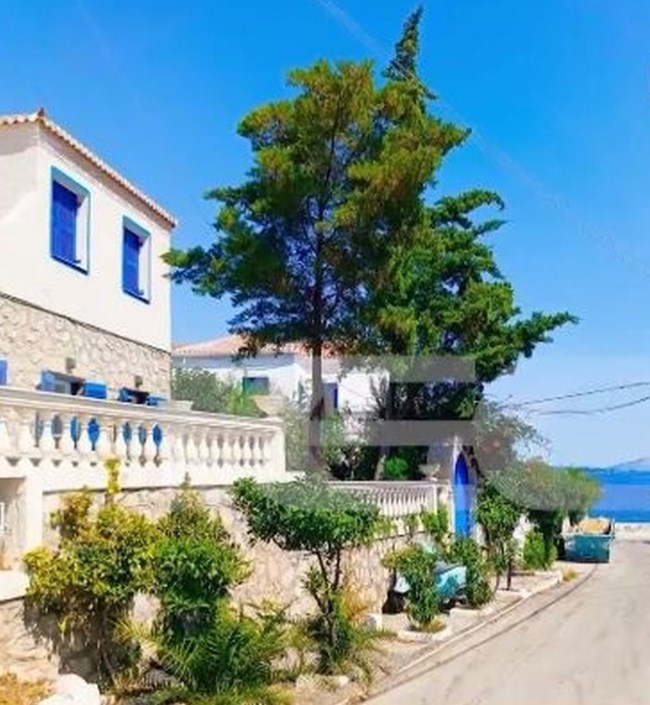 εξοχικό Κασσελάκης στις Σπέτσες