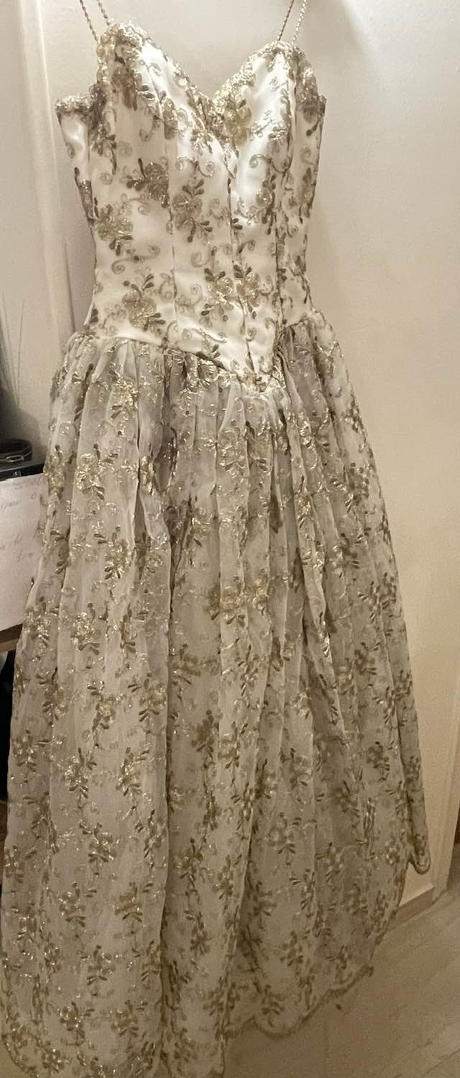 ΕΙΡΗΝΗ ΣΚΛΗΒΑ ΦΟΡΕΜΑ