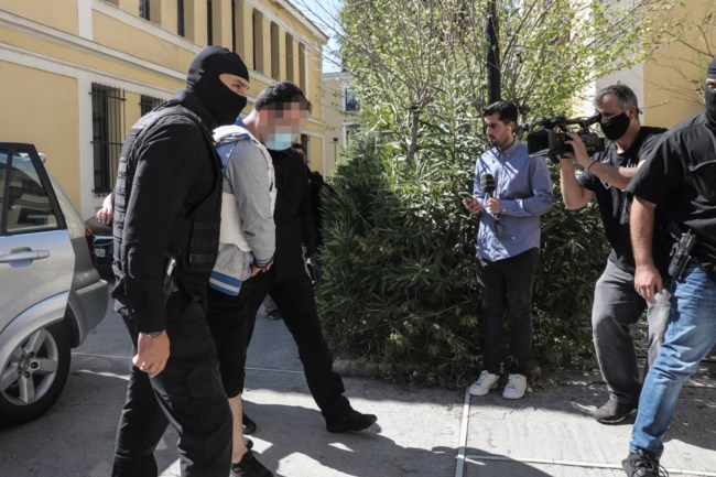 Αυτός είναι ο 34χρονος τρομοκράτης του ISIS - Έχει χάσει το πόδι του σε μάχες των τζιχαντιστών στη Συρία [Εικόνες]