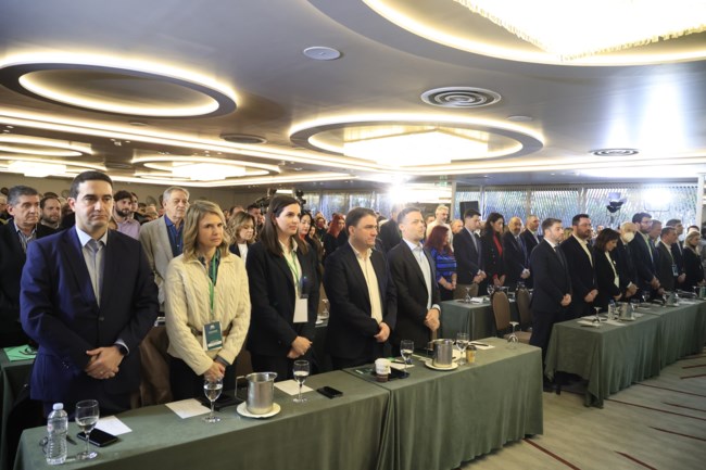 ΠΑΣΟΚ: Η προειδοποίηση Ανδρουλάκη ότι δεν θα επιτρέψει πισωγύρισμα και οι τρεις αιχμές του Χάρη Δούκα