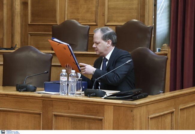 Εξεταστική για τα Τέμπη: "Δεν θα απέτρεπε το δυστύχημα η 717, άνθρωποι τα χειρίζονται" - 8,5 ώρες κατέθετε ο Καραμανλής