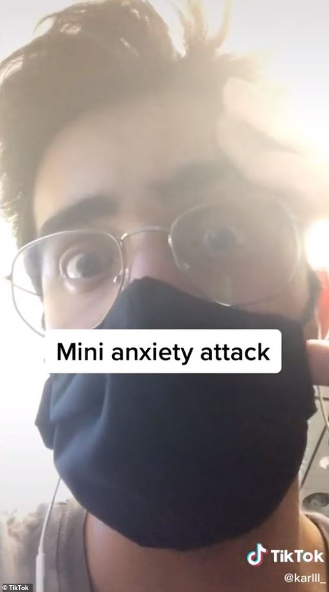 Viral βίντεο με ρωγμή σε παράθυρο αεροπλάνου - "Επαθα μίνι καρδιακή προσβολή για 10 λεπτά"