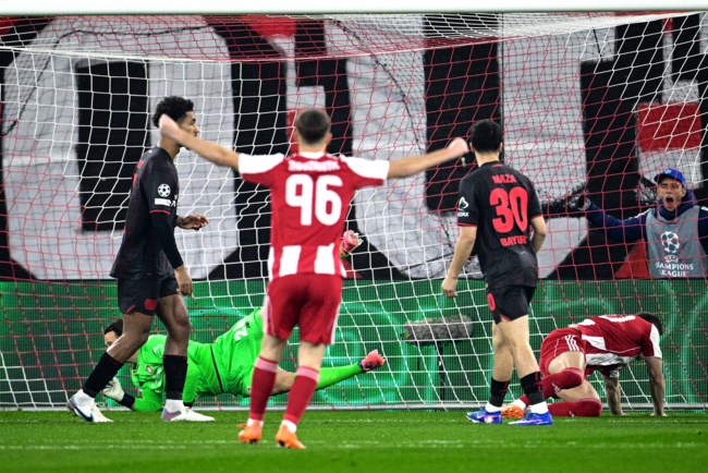 ΟΛΥΜΠΙΑΚΟΣ ΛΕΒΡΚΟΥΖΕΝ CHAMPIONS LEAGUE