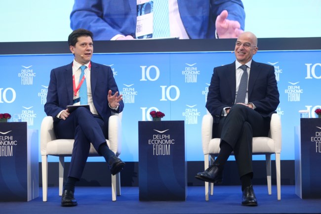 Δένδιας: Άνω του ενός δισ. ευρώ η συμμετοχή ελληνικών επιχειρήσεων στα τρέχοντα εξοπλιστικά