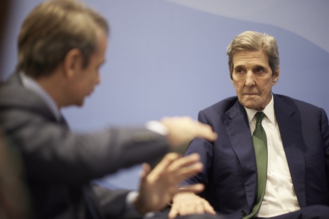 Στο COP27 ο Μητσοτάκης: "Η ενεργειακή διασύνδεση με την Αίγυπτο έχει εξέχουσα σημασία για εμάς" - Συνάντηση με Τζον Κέρι