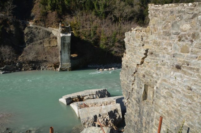 Εντυπωσιακή η γέφυρα στην Πλάκα μετά την αναστήλωση - Υποψήφια για βράβευση από την Europa Nostra [βίντεο]