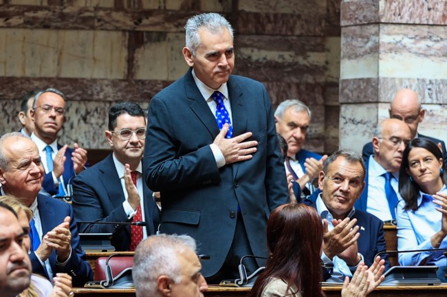 Μητσοτάκης στην ΚΟ ΝΔ: Φοροελαφρύνσεις σε 4,3 εκατ. συμπολίτες μας - Το ΠΑΣΟΚ μοιράζει δισ. από το "πράσινο λεφτόδεντρο"