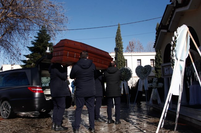 κηδεια βιολαντα ελενη κατσαρου