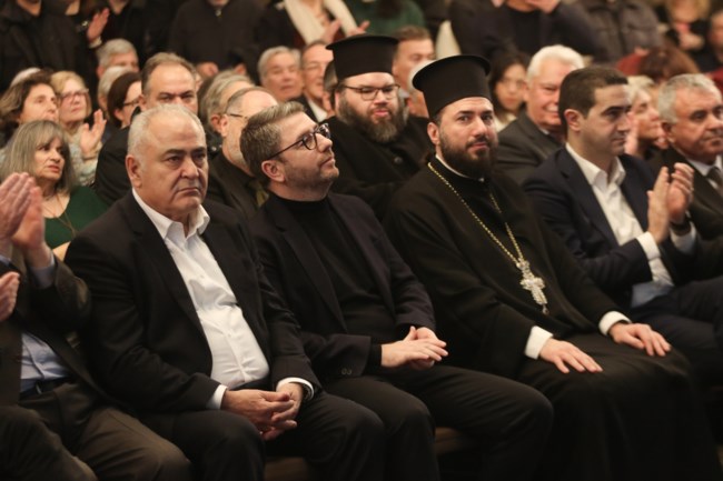 ΝΙΚΟΣ ΑΝΔΡΟΥΛΑΚΗΣ