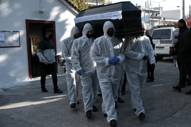 Απίστευτη ιστορία με Ροδίτη που πέθανε από κορονοϊό- Ολη η οικογένειά του ήταν σε καραντίνα, θάφτηκε μόνος στην Κρήτη, χωρίς ένα αντίο