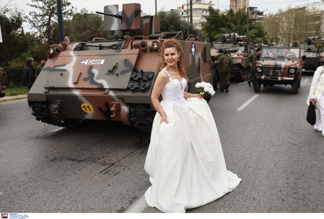 ΝΥΦΗ ΠΑΡΕΛΑΣΗ