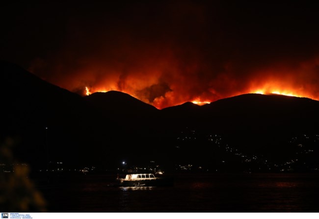 Εμπρησμό βλέπει ο δήμαρχος στην Κέρκυρα - Εχουν καεί 20.000 στρέμματα