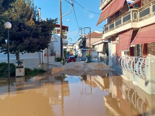 Λάρισα αναχώματα