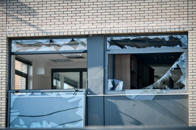 Εκρηξη βαρη σπασμενα παραθυρα