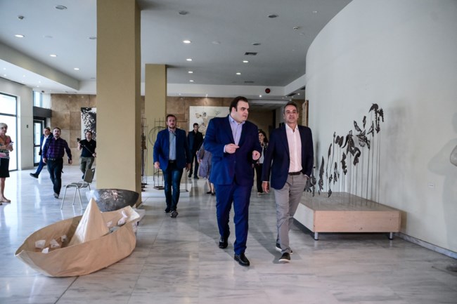 Ψηφιακό Φροντιστήριο: Την έναρξη των μαθημάτων παρακολούθησε ο Κυριάκος Μητσοτάκης - 4.000 ταυτόχρονες συνδέσεις