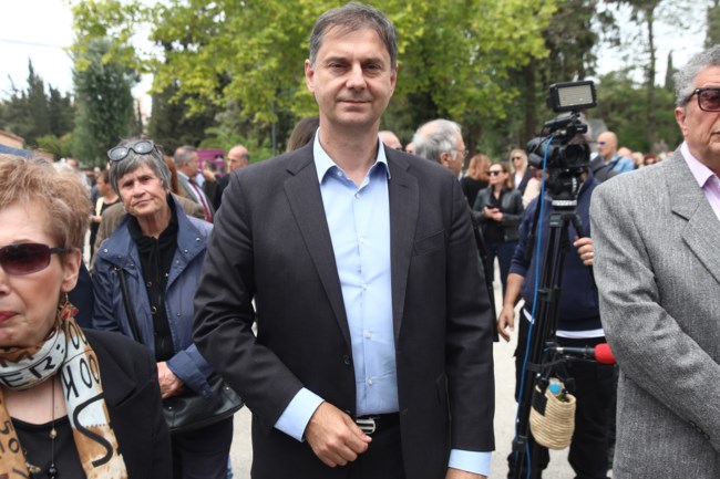 Χάρης Θεοχάρης