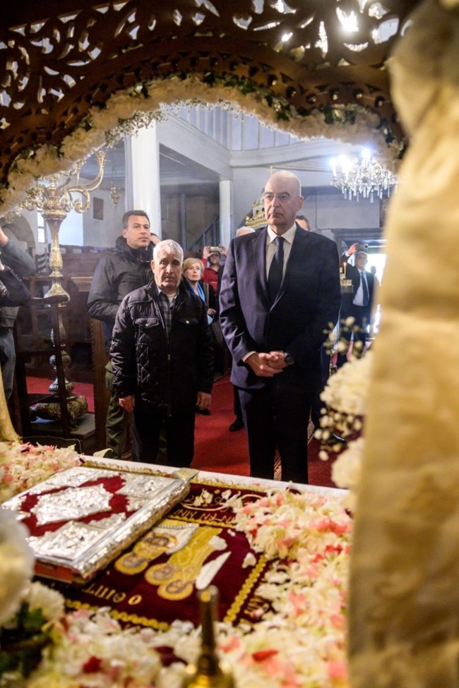 ΔΕΝΔΙΑς