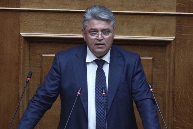 Στο βήμα ο Νατσιός της Νίκης