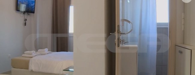 Κολωνός - Airbnb