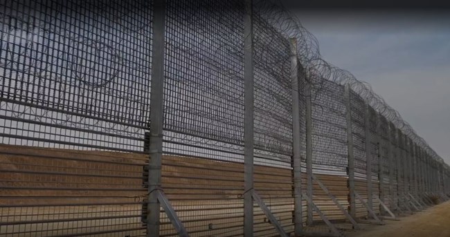 Washington Post: Πώς κατέρρευσε το αξίας 1 δισ. "Σιδερένιο Τείχος" του Ισραήλ - Tο "εκτυφλωτικό σχέδιο" της Χαμάς [βίντεο]