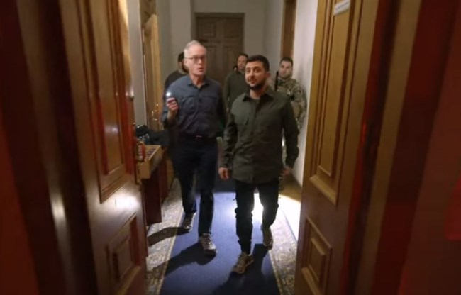 Ζελένσκι: Μια από τις πιο δύσκολες μάχες περιμένει την Ουκρανία - Από τις ΗΠΑ θα εξαρτηθεί αν θα αντέξουμε