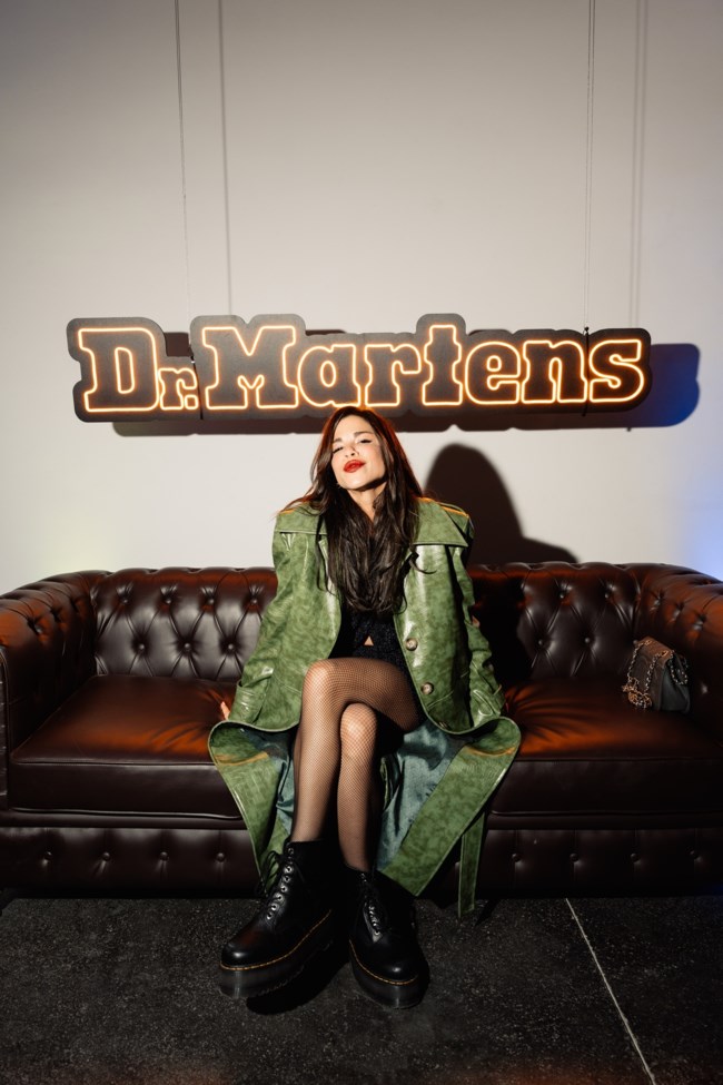 DR MARTENS