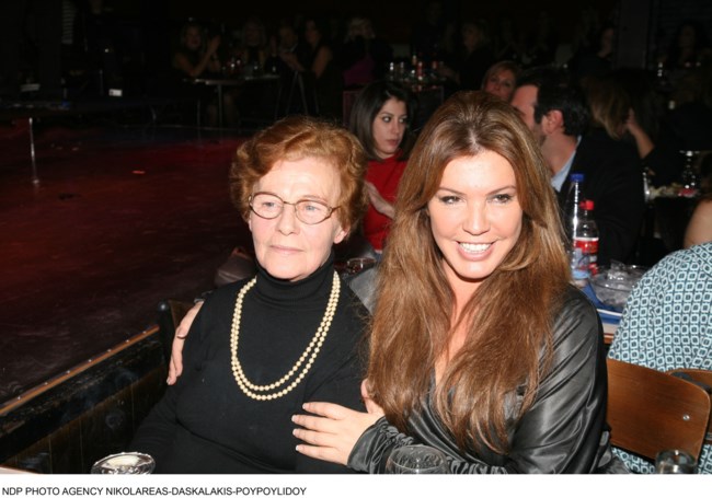 Βαρύ πένθος για τη Βάνα Μπάρμπα: Πέθανε η μητέρα της Αφροδίτη Μπάρμπα