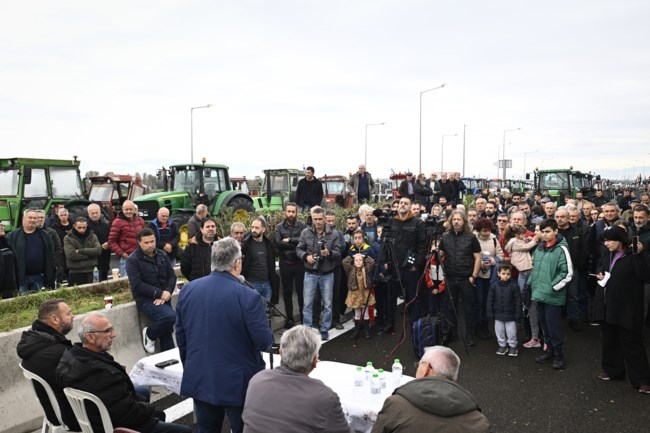 κουτσουμπας μπλοκα