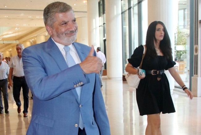 Αλέξανδρος Πατούλης: Ο γιος του Γιώργου Πατούλη μιλά για το αδελφάκι που θα αποκτήσει – "Είμαι πολύ χαρούμενος"