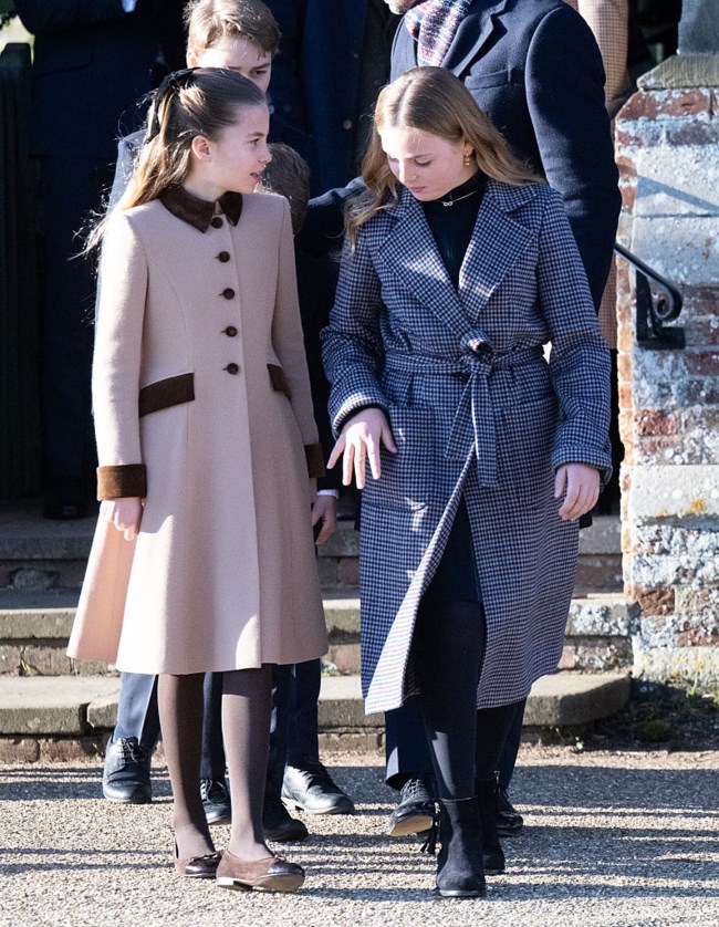 Πρωταγωνίστρια η πριγκίπισσα Σάρλοτ στη χριστουγεννιάτικη εμφάνιση - Το ξεχωριστό δέσιμο που έχει με μέλος της οικογένειάς της