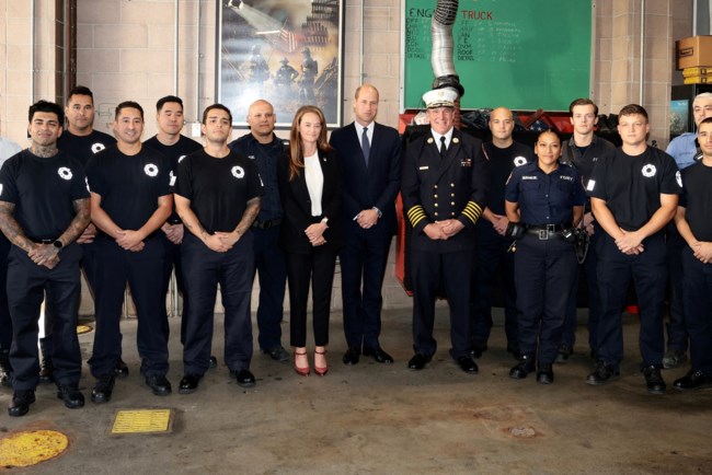 Πρίγκιπας Γουίλιαμ: Η γυναίκα που συνάντησε στην Αμερική και η ομοιότητά της με την Κέιτ Μίντλετον