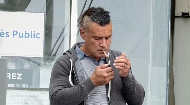 ΖΙΖΕΛ ΓΕΙΤΟΝΑΣ