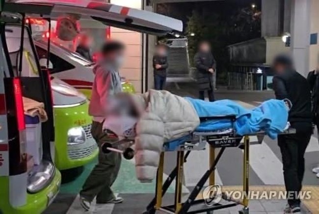 Αεροπορική τραγωδία στη Νότια Κορέα: Οι δύο αεροσυνοδοί σώθηκαν σαν από θαύμα - Τα πρώτα λόγια τους από το νοσοκομείο