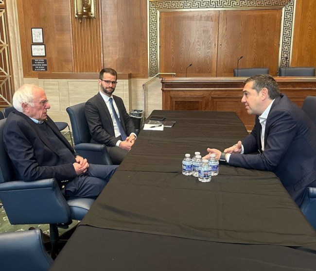 Ο Τσίπρας συνάντησε τον Μπέρνι Σάντερς: Τι είπαν για Τραμπ, ολιγάρχες και άνοδο της ακροδεξιάς