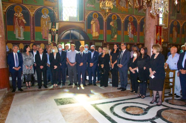 κρεμαστινος