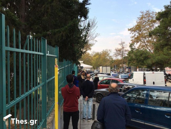 ΑΧΕΠΑ ουρές τεστ κορονοϊού