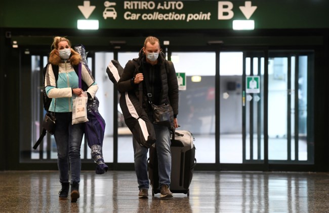 Λουκέτο και καραντίνα σε όλη την Ιταλία: Σκηνικό πολέμου με "επιδρομές" σε σούπερ μάρκετ