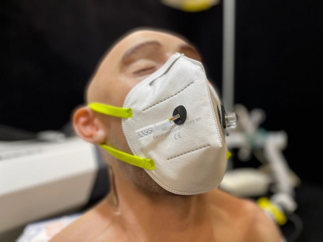 Κορονοϊός: Η πρώτη μάσκα στον κόσμο που μπορεί να κάνει διάγνωση του ιού με ακρίβεια μοριακού τεστ