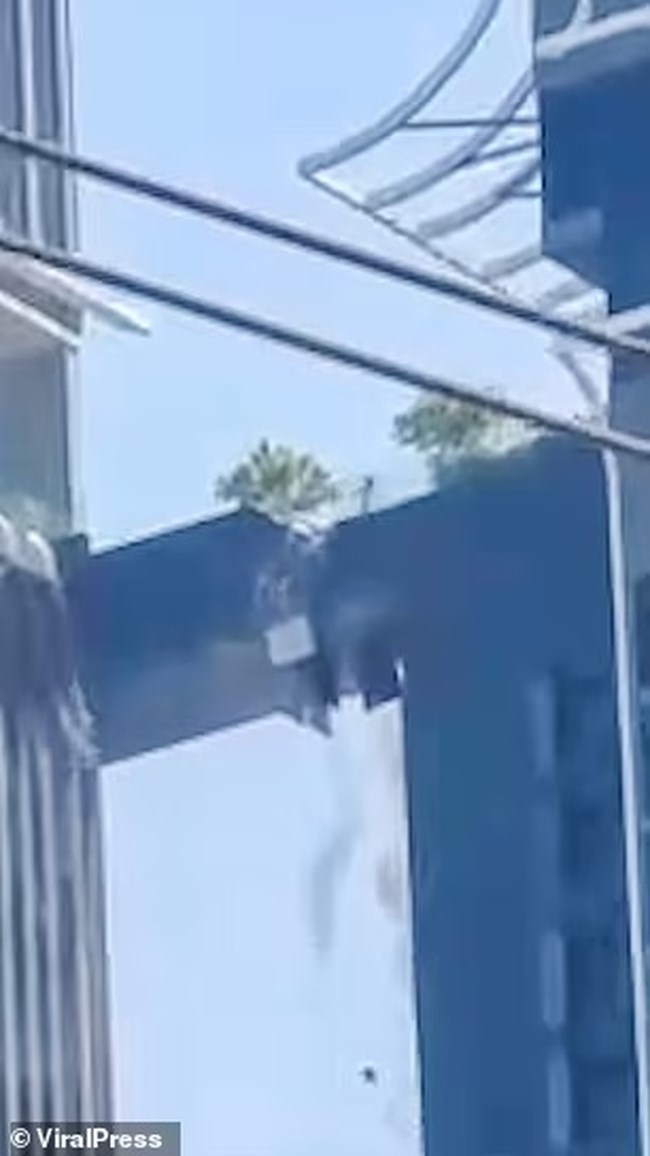 ΣΕΙΣΜΟΣ ΜΙΑΝΜΑΡ ΝΟΤΙΟΚΟΡΕΑΤΗΣ ΜΠΑΜΠΑΣ