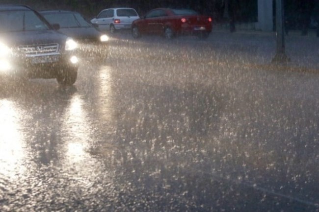 Κακοκαιρία στη Λέσβο: Πλημμύρισαν σπίτια και καταστήματα σε Καλλονή και Σκάλα – Κλειστά τα σχολεία [εικόνες]