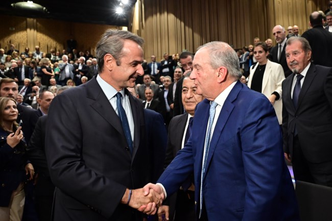 Ο Σαμαράς κόβει τις γέφυρες με τη ΝΔ: Δεν πήγε στο βιβλίο Στυλιανίδη επειδή θα μιλούσε ο Μητσοτάκης