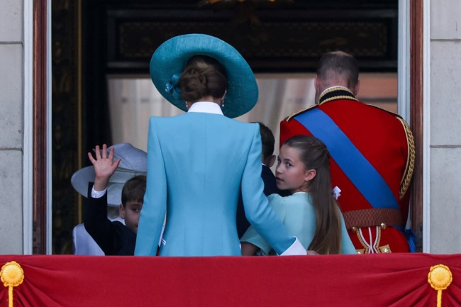 ΒΡΕΤΑΝΙΑ TROOPING THE COLOUR