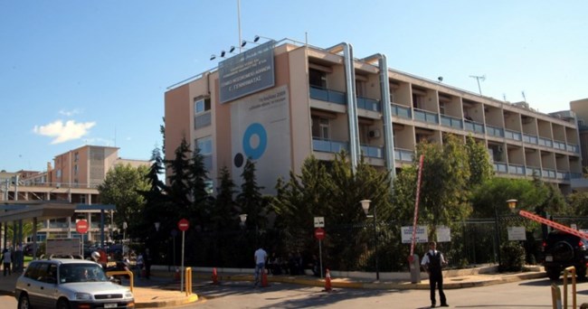 Κορωπί: "Δεν ήταν challenge, το έχουμε ξανακάνει πάρα πολλές φορές" - Τι λέει ο φίλος του 22χρονου που κατάπιε το μπέργκερ