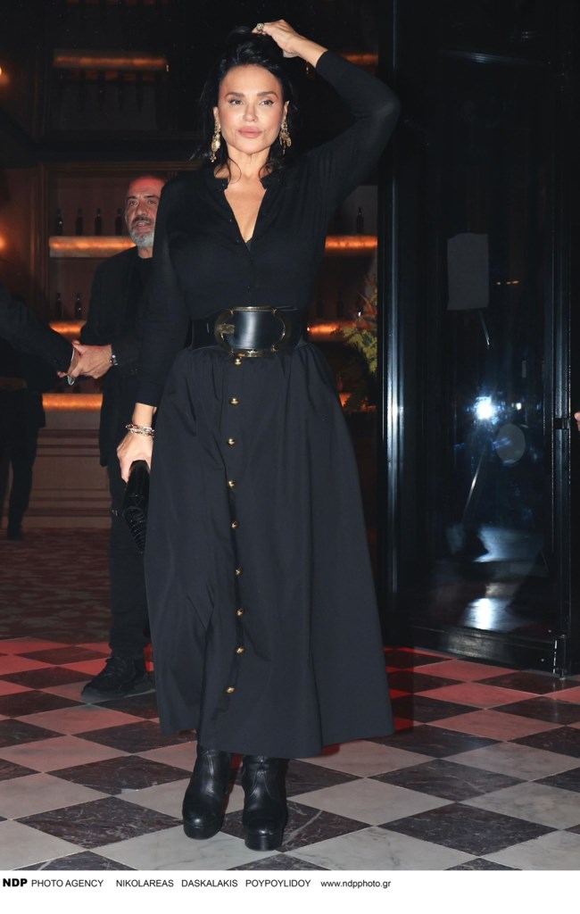 Σήλια Κριθαριώτη: Stylish στην ιδιωτική μουσική εκδήλωση που έγινε για την Κίμπερλι Γκίλφοϊλ