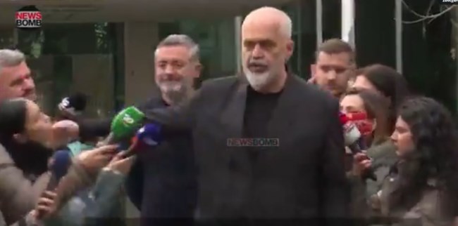 Ράμα σπρώξιμο σε δημοσιογράφο