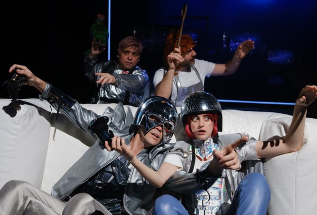 ελιζα παρασταση