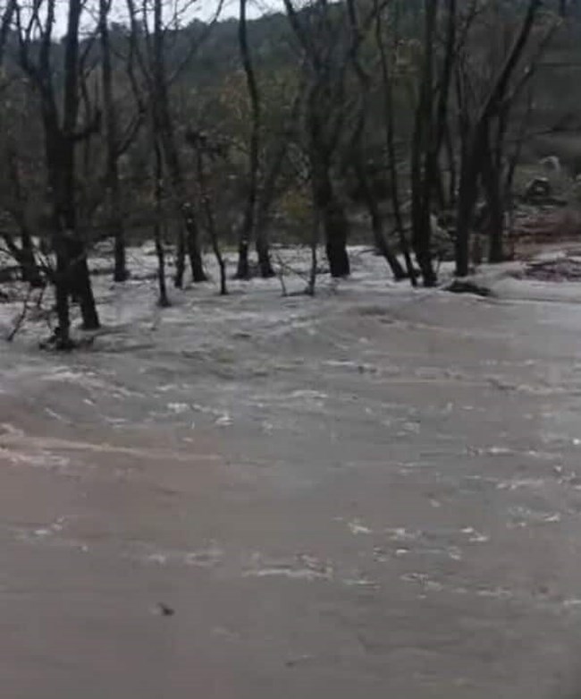 Κοζάνη: Προβλήματα στην αγροτική οδοποιία λόγω της συνεχόμενης βροχόπτωσης στο Δήμο Βελβεντού