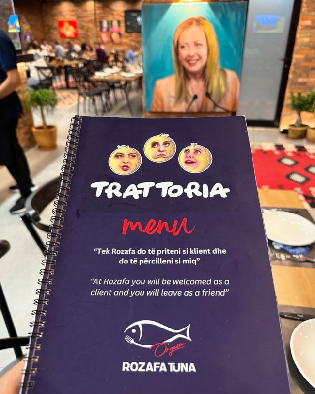 Η Μελόνι έχει οπαδούς και στην Αλβανία: Δείτε την "Trattoria Meloni" που είναι δίπλα από κέντρο διαλογής προσφύγων